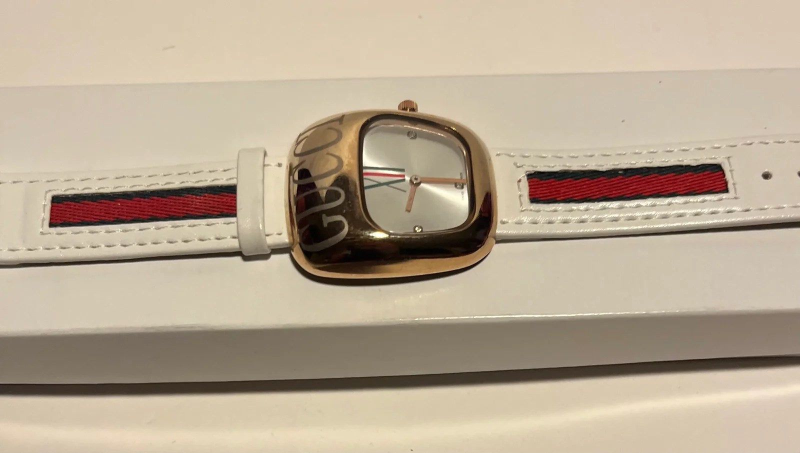 511623611